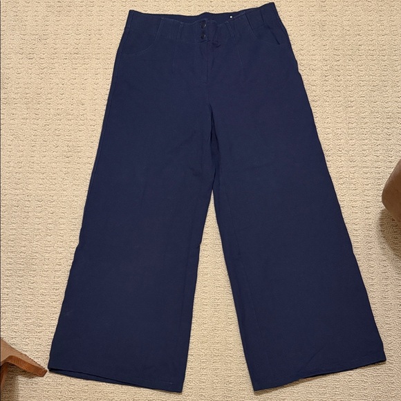 Chico's Pants - Chico's Wide Leg Pants in Navy Blue, Size 2.5/14.